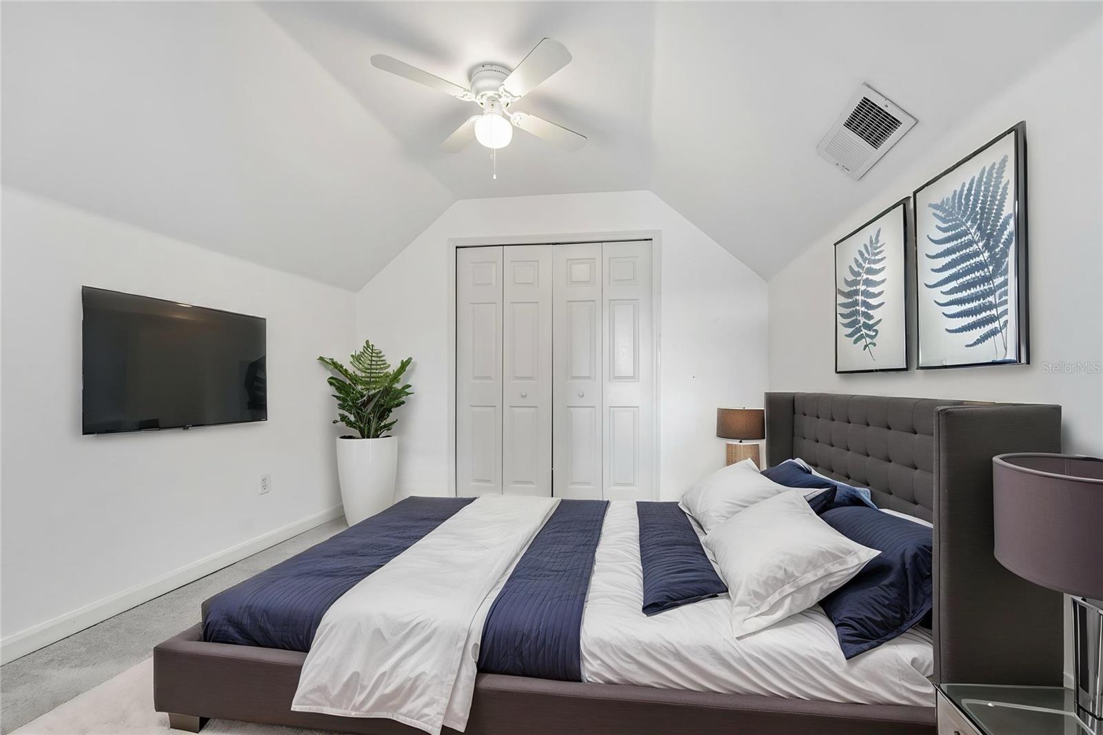 Image 34 of 44 For 9013 Lee Vista Boulevard 1910