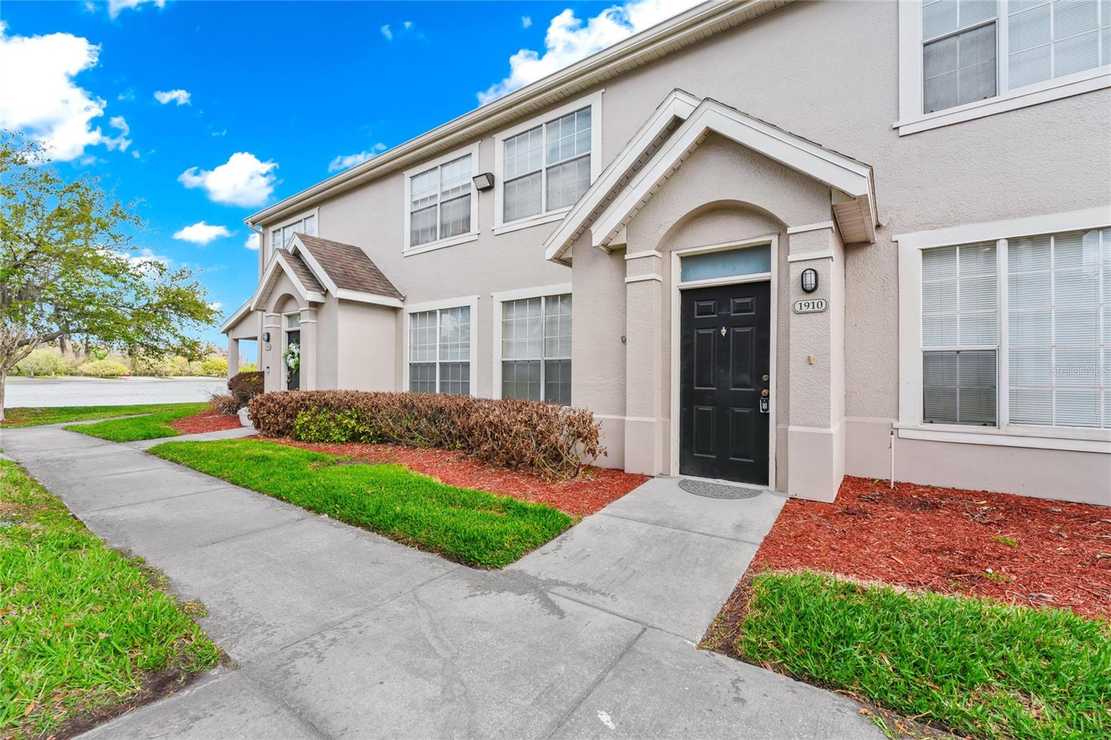 Image 4 of 44 For 9013 Lee Vista Boulevard 1910