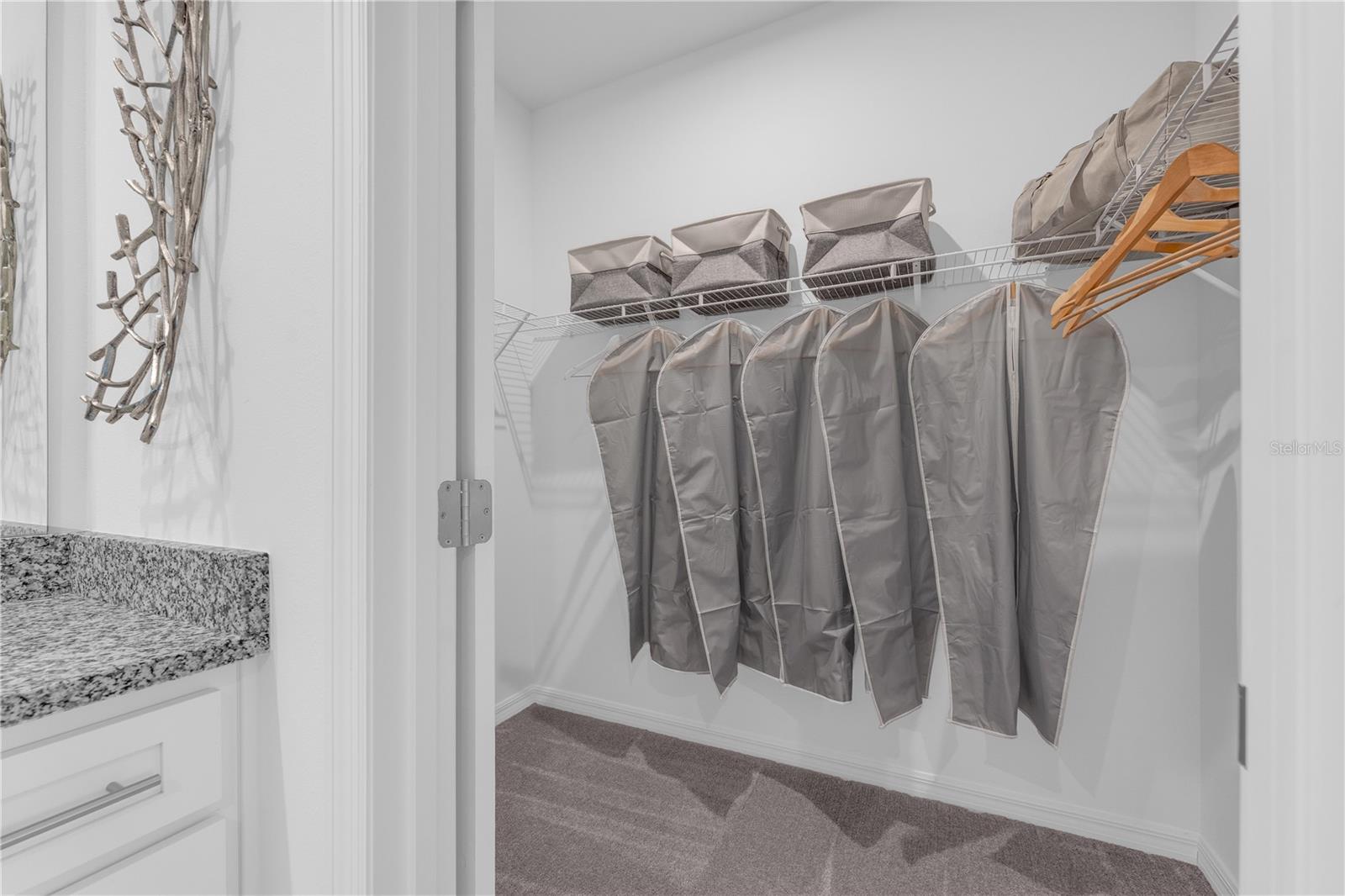 Image 19 of 31 For 826 Castleford Avenue Ne