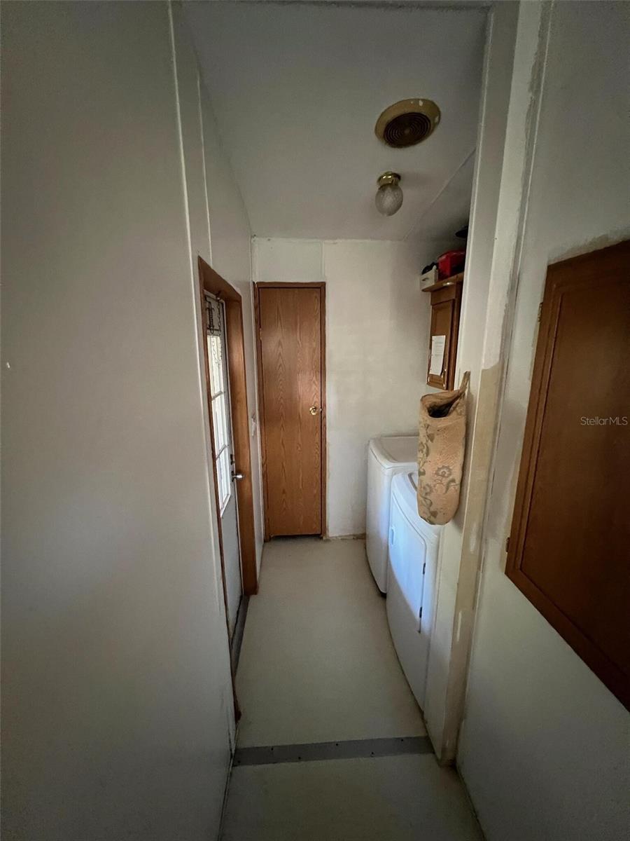 Image 14 of 17 For 6970 Totem Court