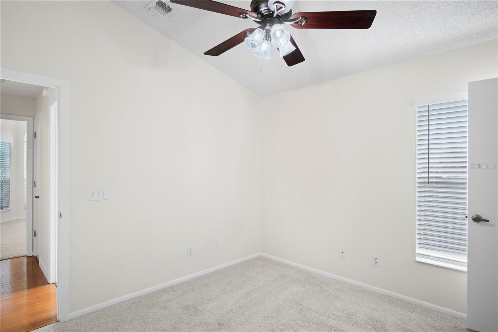 Image 26 of 35 For 1919 River Park Boulevard