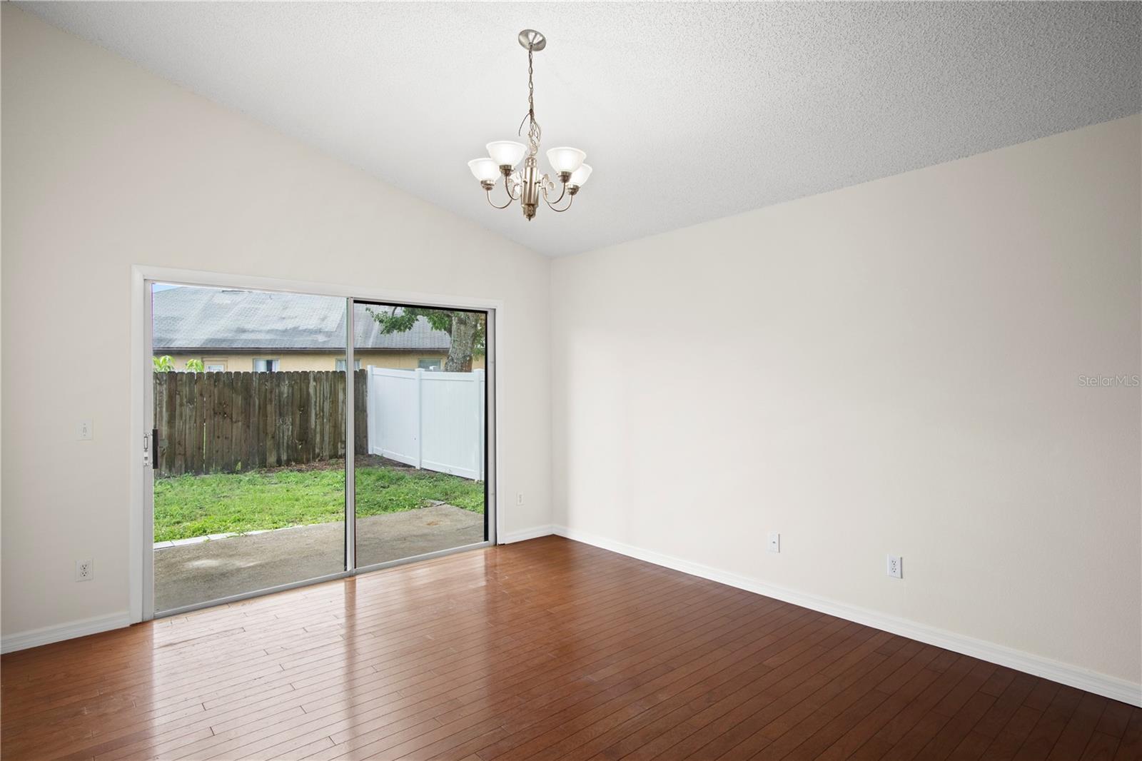 Image 29 of 35 For 1919 River Park Boulevard