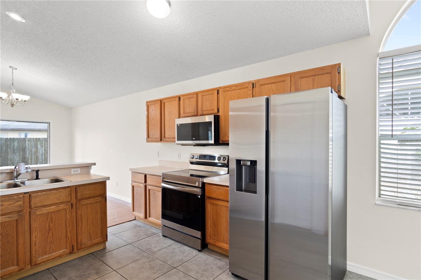 Image 32 of 35 For 1919 River Park Boulevard