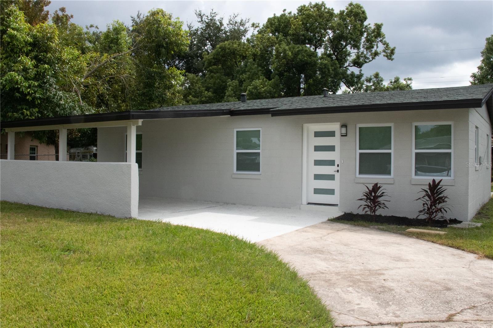 Image 2 of 15 For 4834 Ute Street