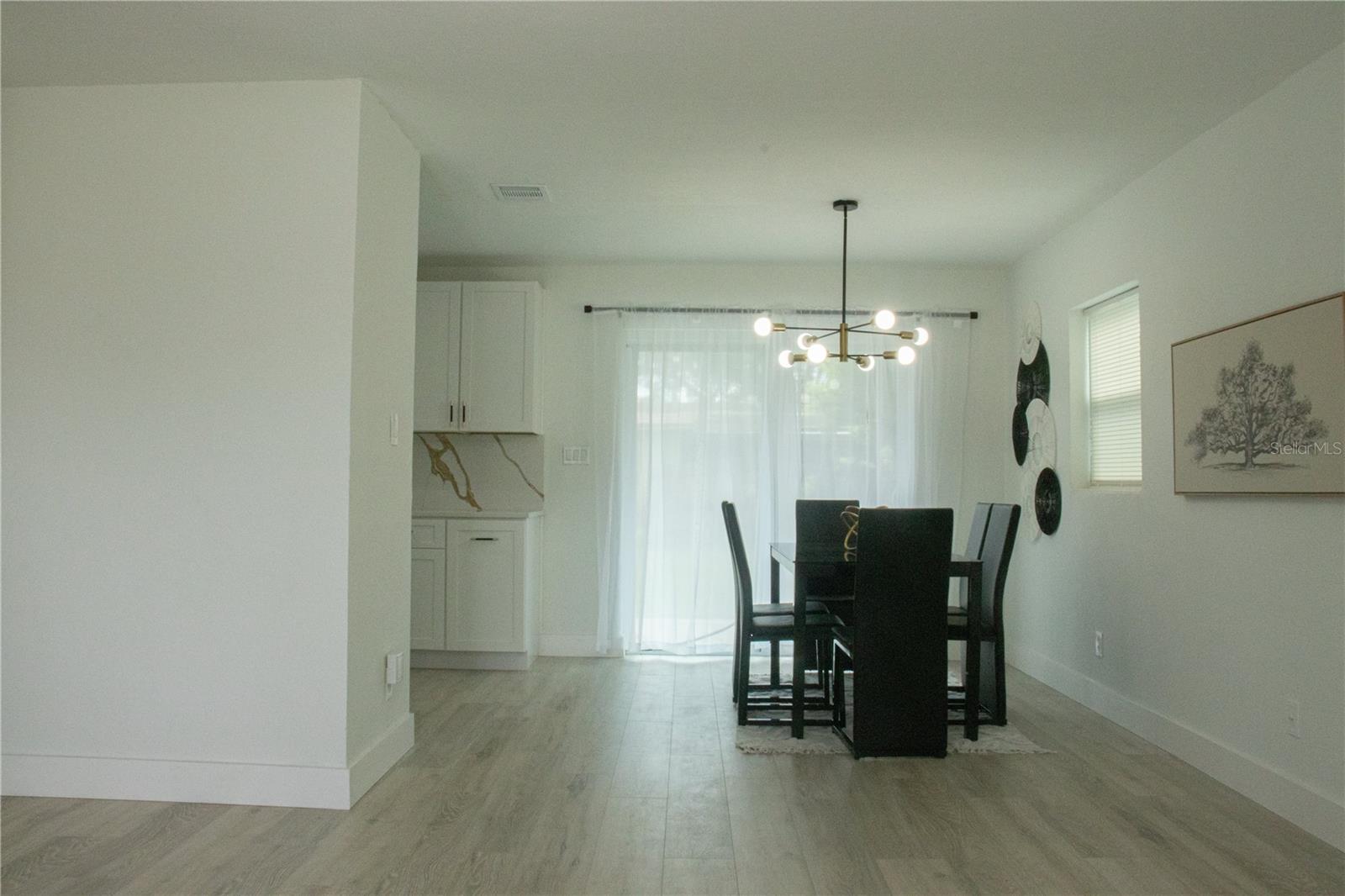 Image 4 of 15 For 4834 Ute Street