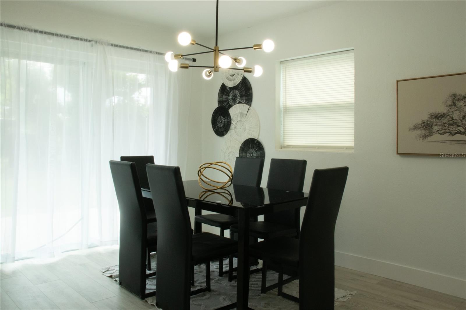 Image 5 of 15 For 4834 Ute Street