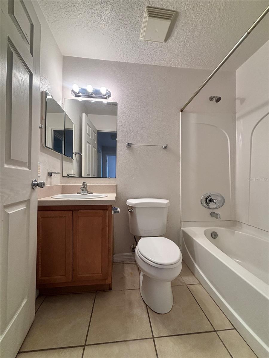 Image 10 of 18 For 531 Carlisle Avenue