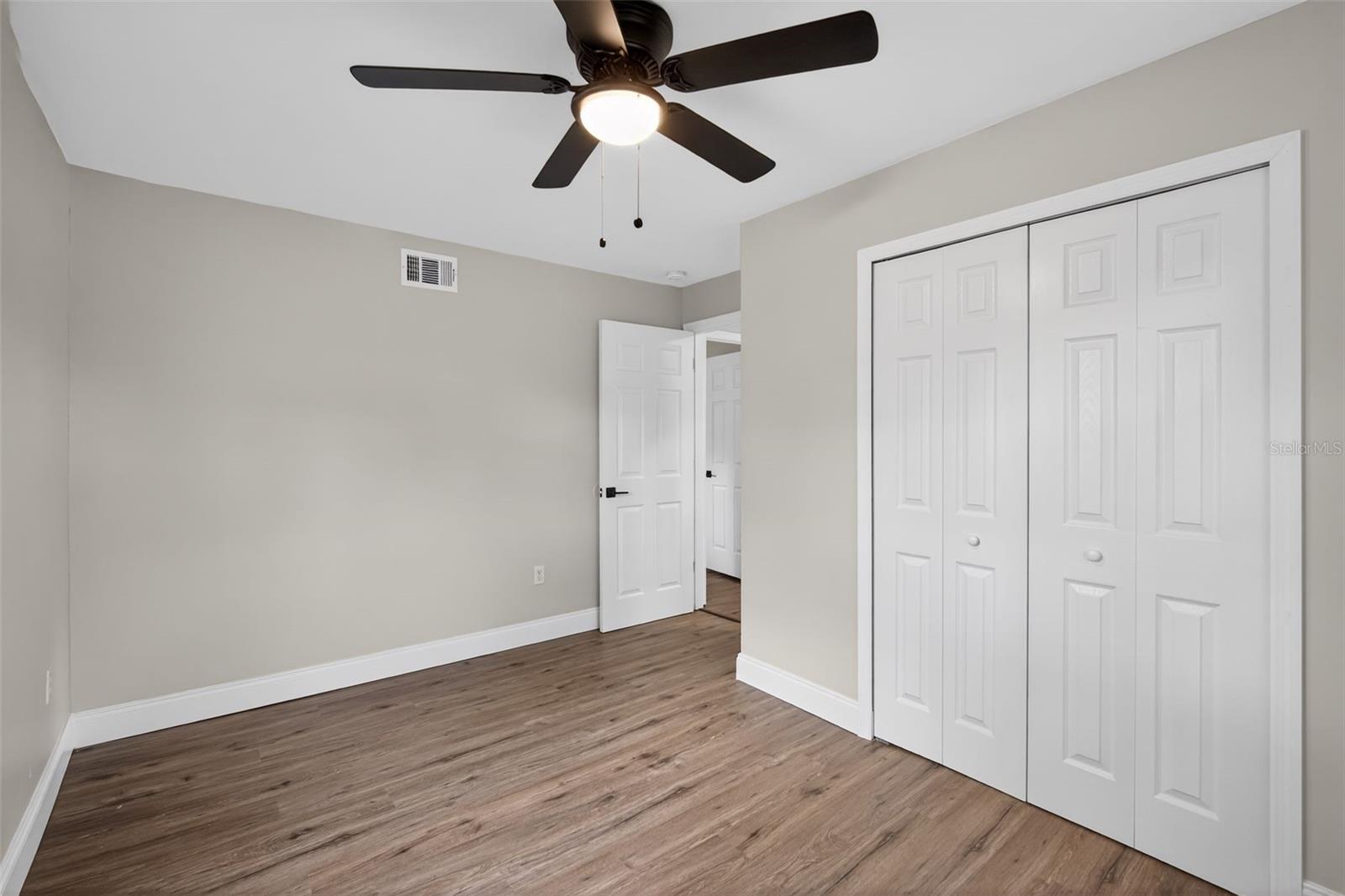 Image 22 of 28 For 1724 Mulberry Drive