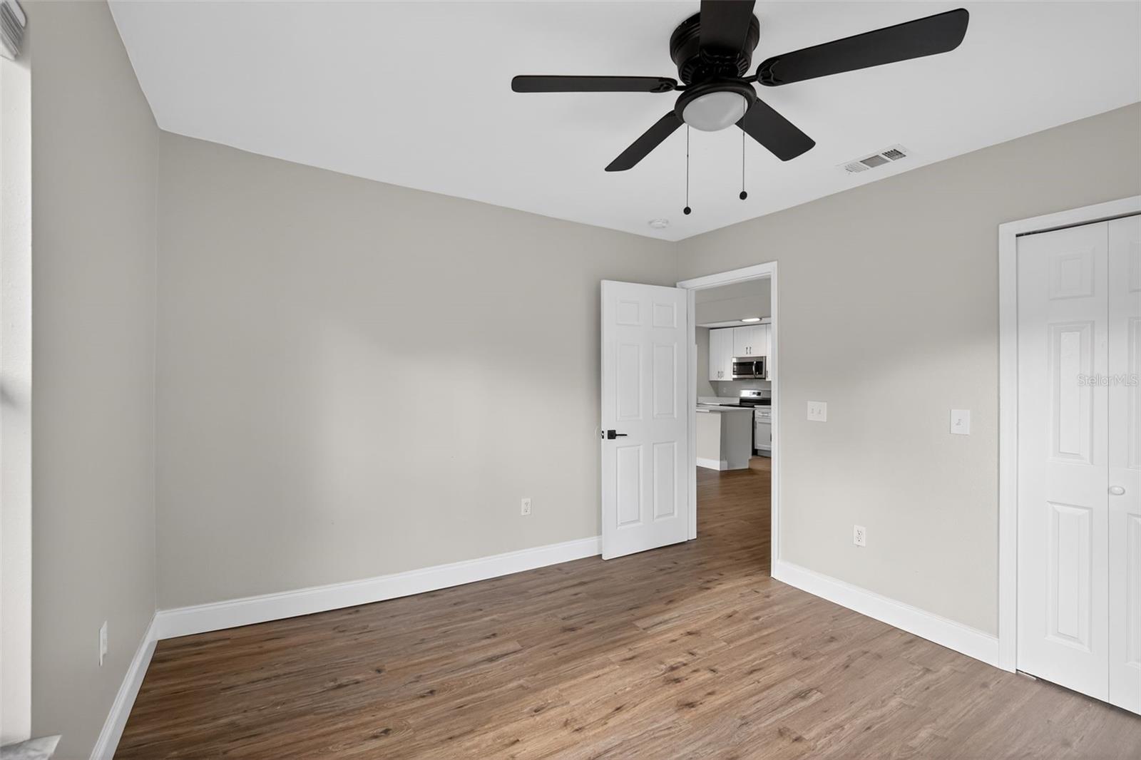 Image 25 of 28 For 1724 Mulberry Drive