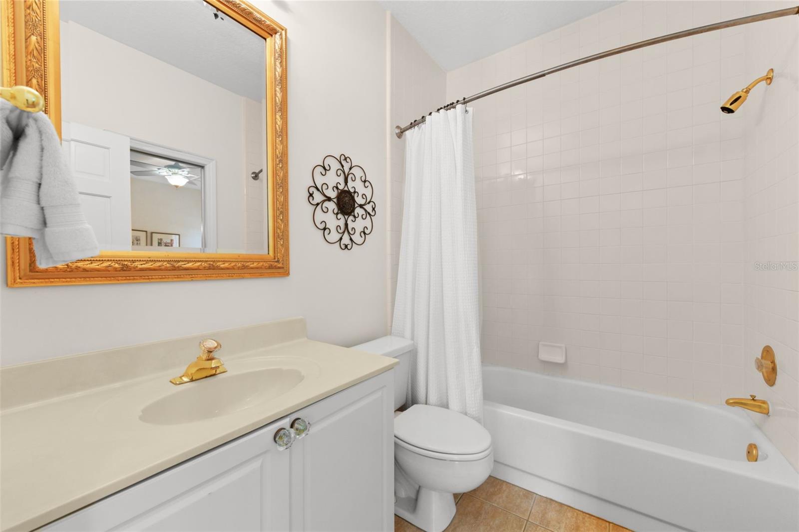 Image 44 of 89 For 1560 Woodland Avenue