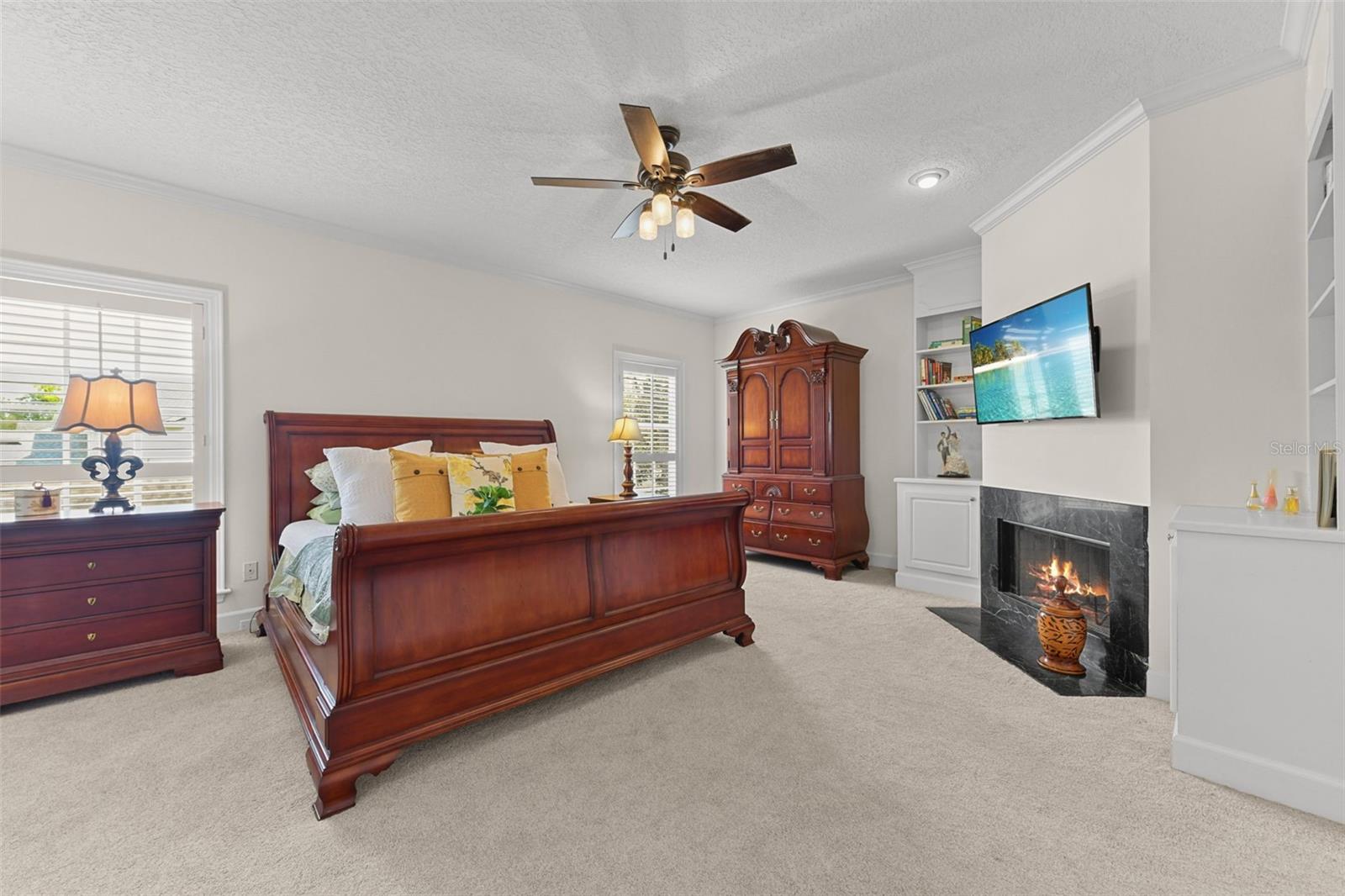 Image 49 of 89 For 1560 Woodland Avenue