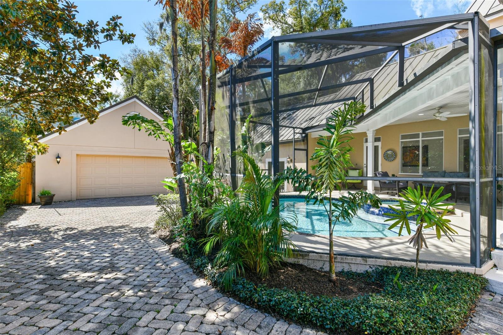 Image 5 of 89 For 1560 Woodland Avenue