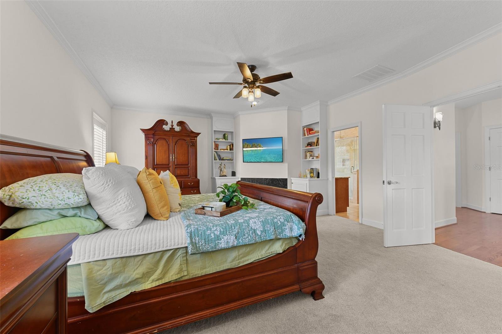 Image 50 of 89 For 1560 Woodland Avenue