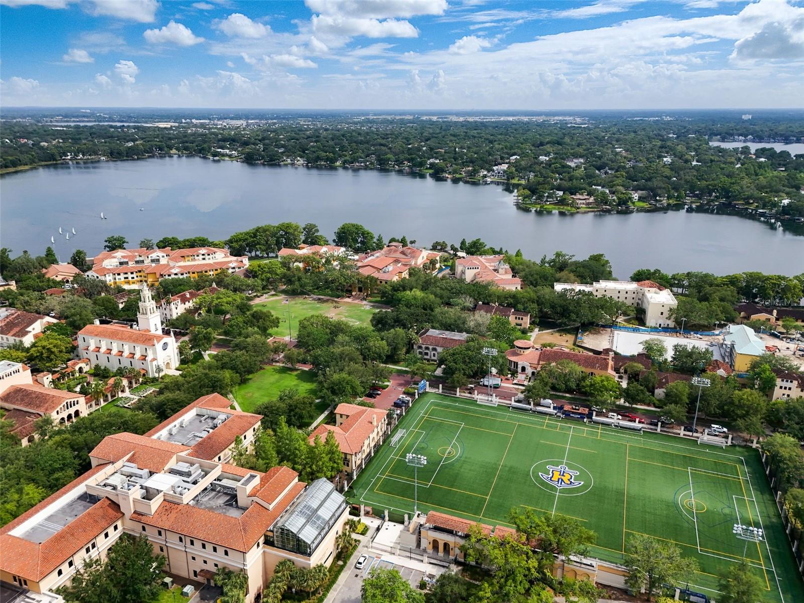 Image 81 of 89 For 1560 Woodland Avenue