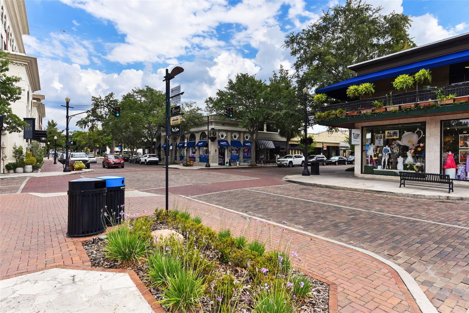 Image 88 of 89 For 1560 Woodland Avenue