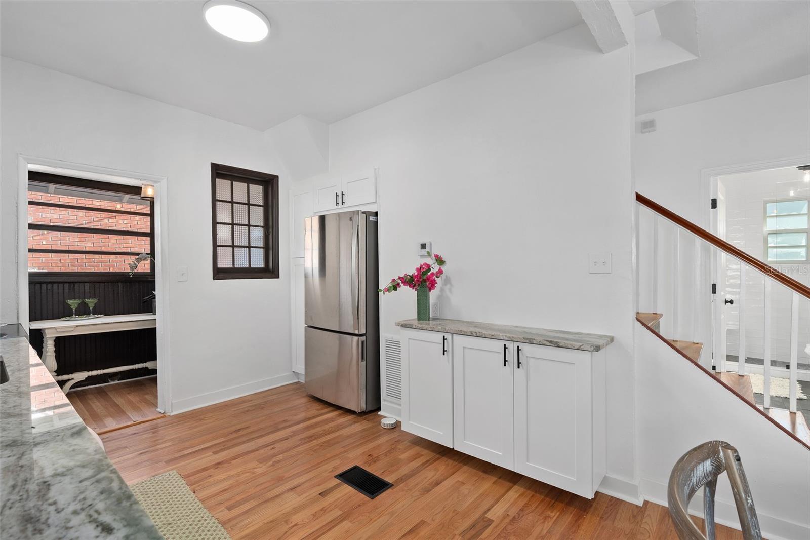 Image 11 of 43 For 225 Hibiscus Court