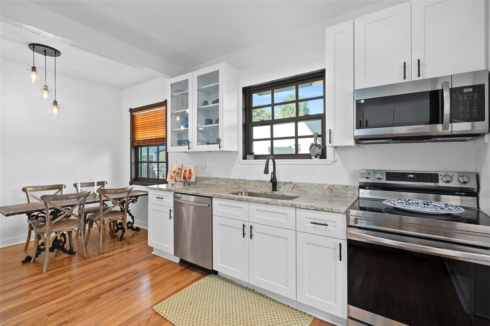 Image 12 of 43 For 225 Hibiscus Court