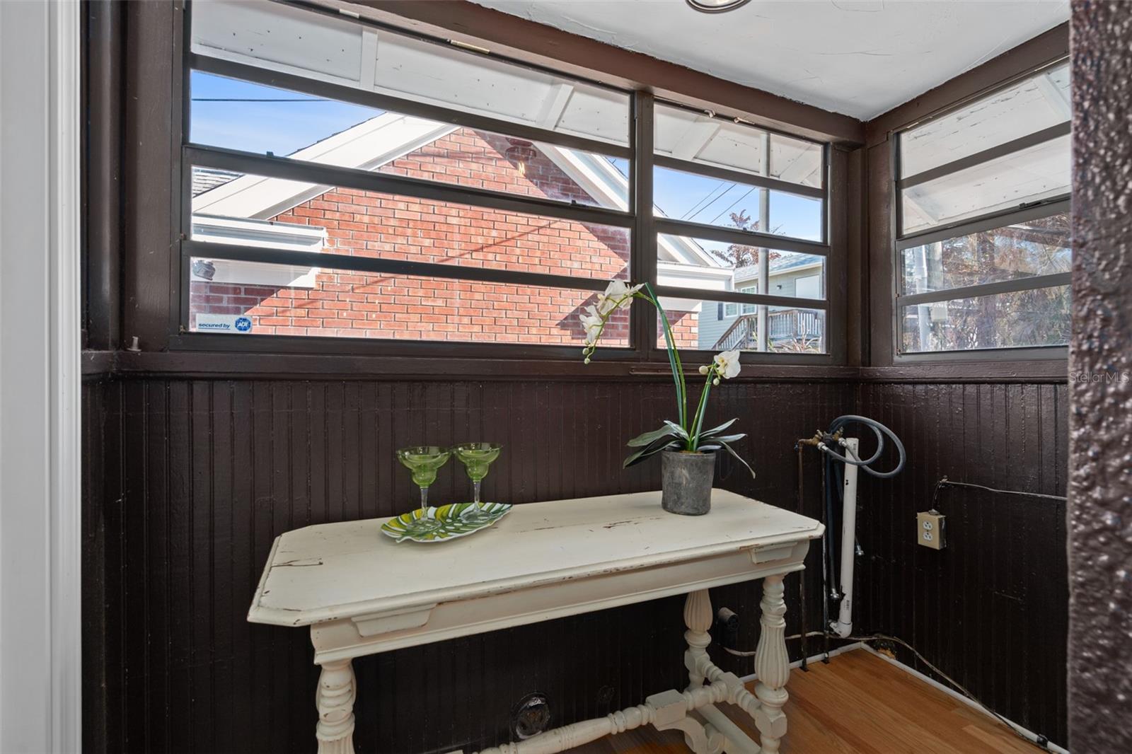 Image 14 of 43 For 225 Hibiscus Court