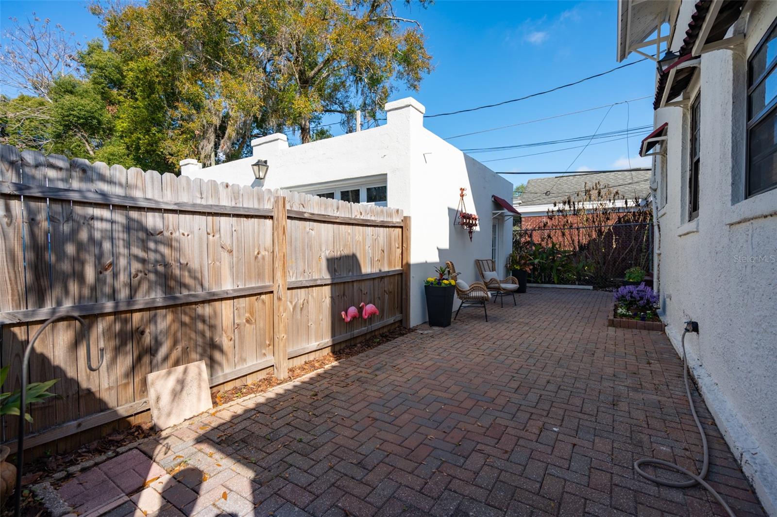 Image 22 of 43 For 225 Hibiscus Court