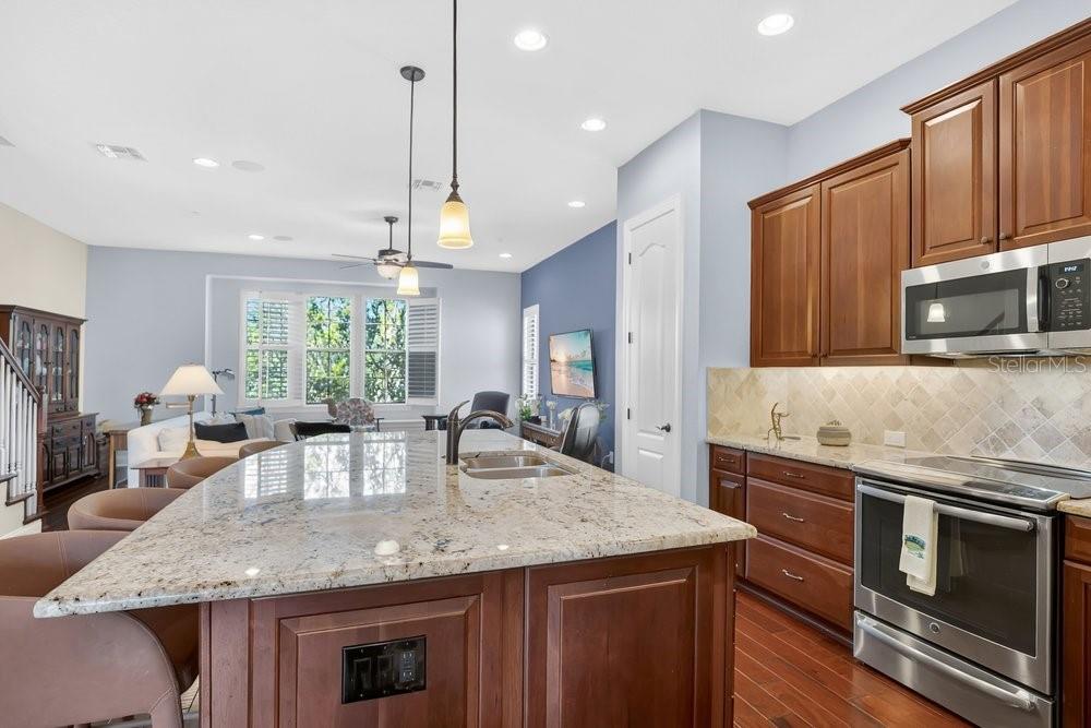 Image 12 of 40 For 4550 Lower Park Road