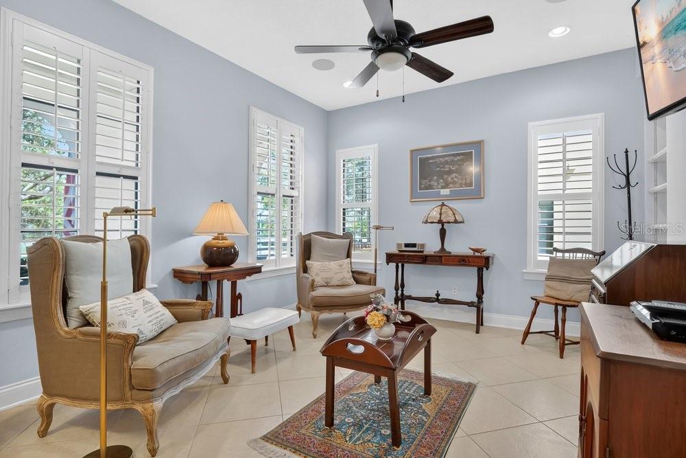 Image 3 of 40 For 4550 Lower Park Road