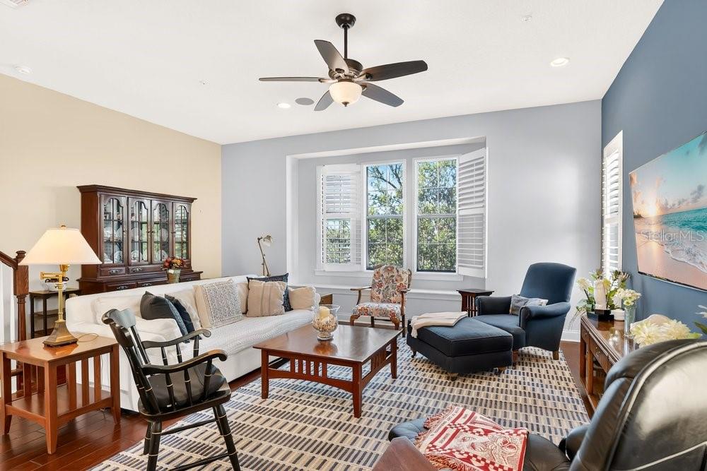 Image 6 of 40 For 4550 Lower Park Road