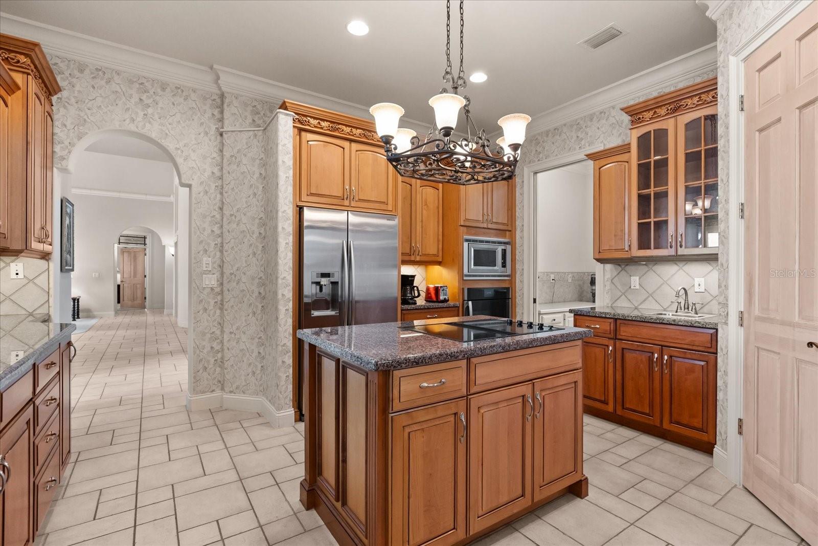 Image 15 of 58 For 27 Stone Gate N