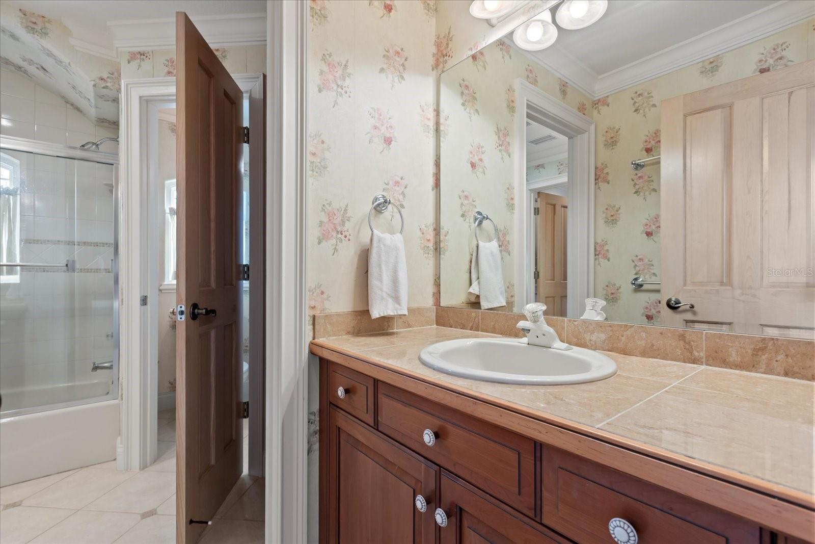 Image 38 of 58 For 27 Stone Gate N