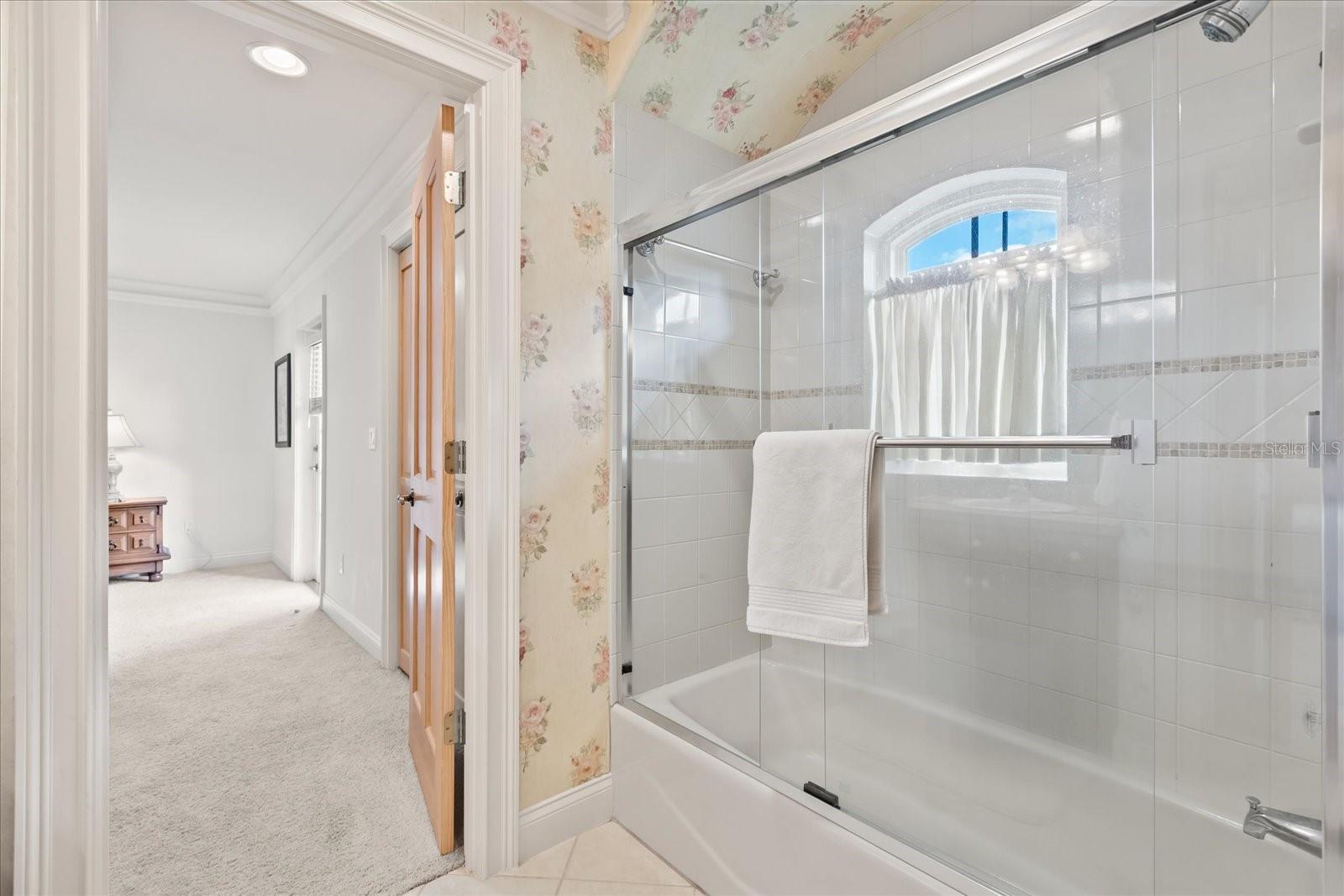 Image 42 of 58 For 27 Stone Gate N