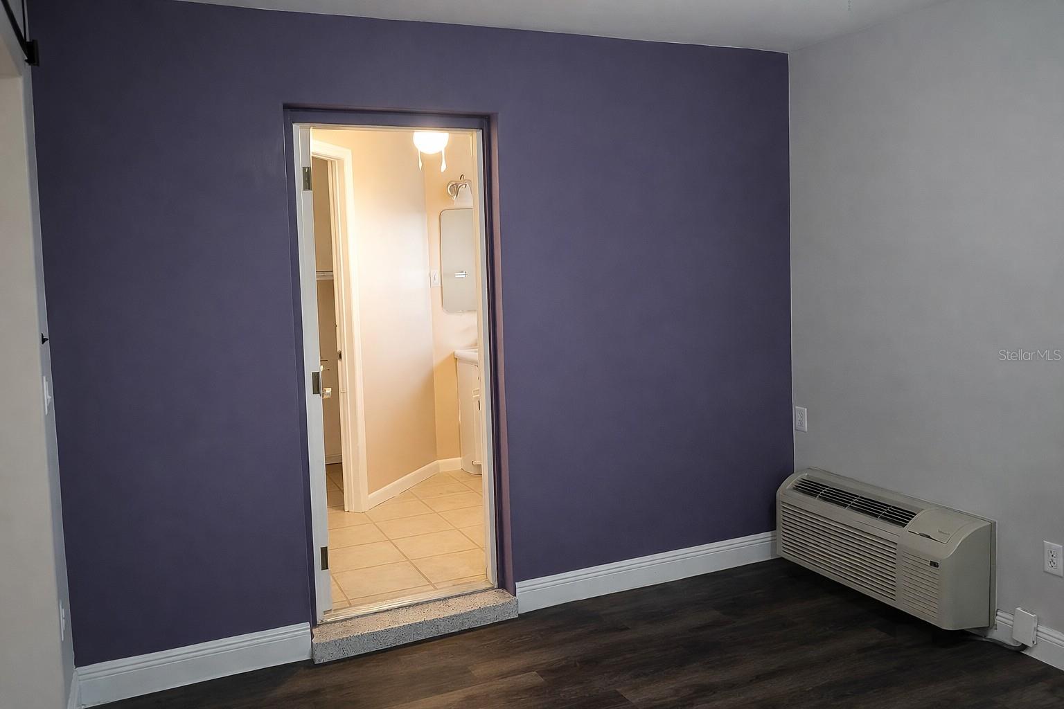 Image 12 of 45 For 1272 Hanover Court