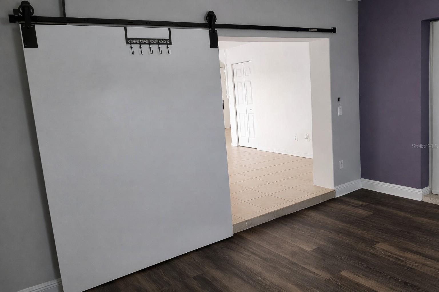 Image 14 of 45 For 1272 Hanover Court