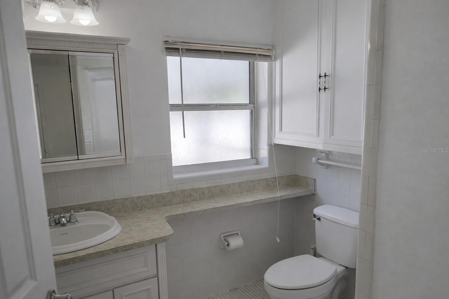 Image 30 of 45 For 1272 Hanover Court