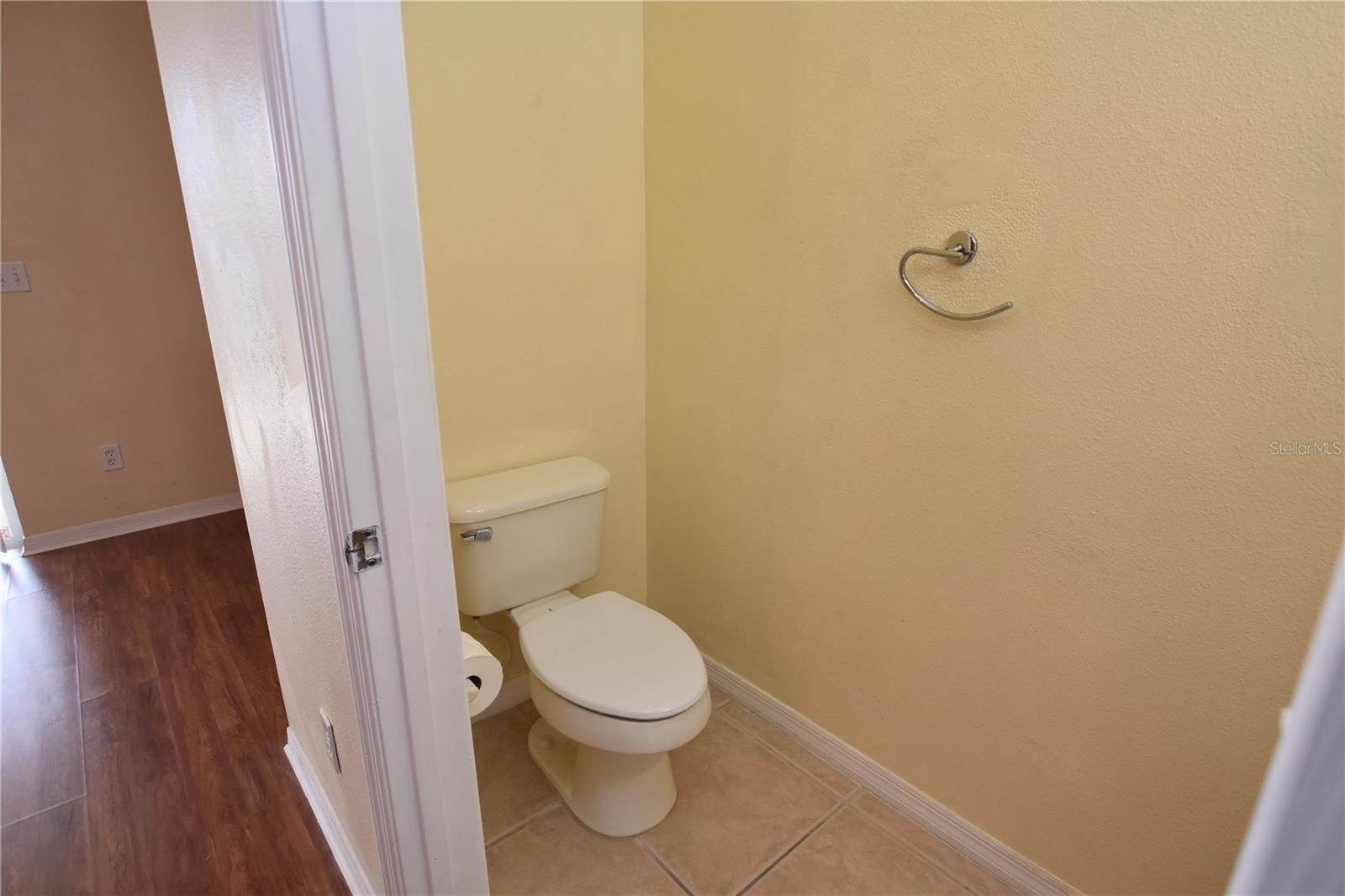 Image 22 of 29 For 10832 Savannah Wood Drive 134