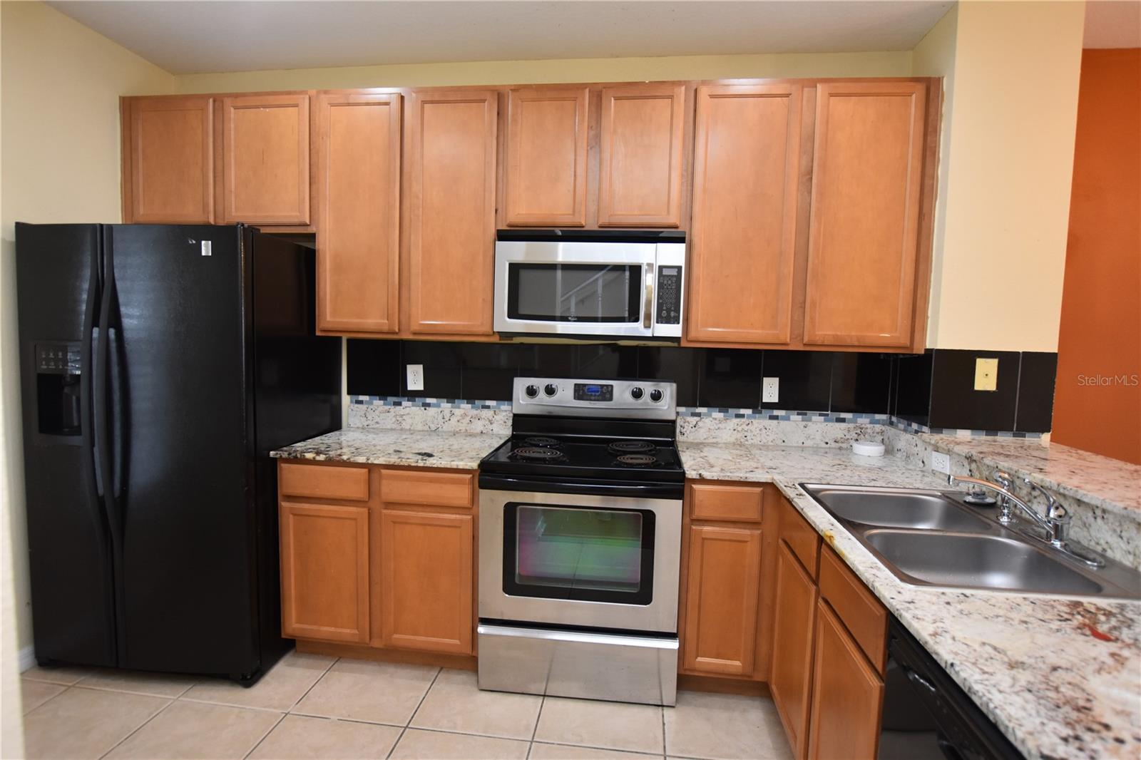 Image 25 of 29 For 10832 Savannah Wood Drive 134