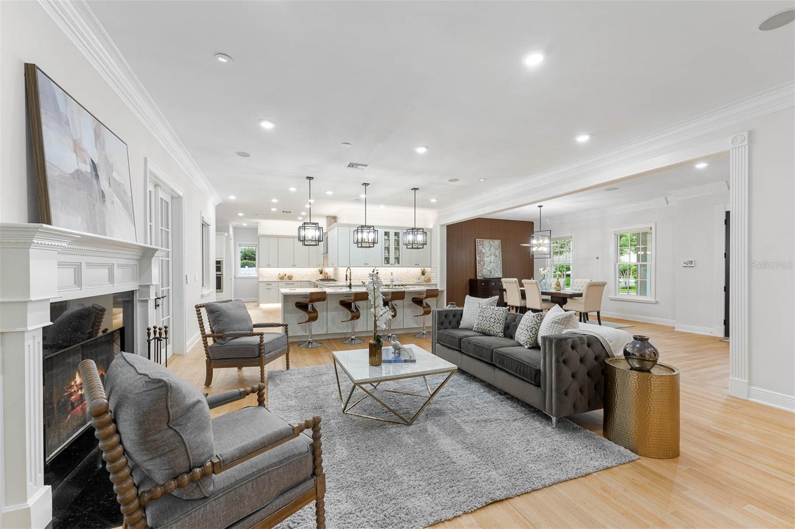 Image 11 of 90 For 1860 Via Contessa