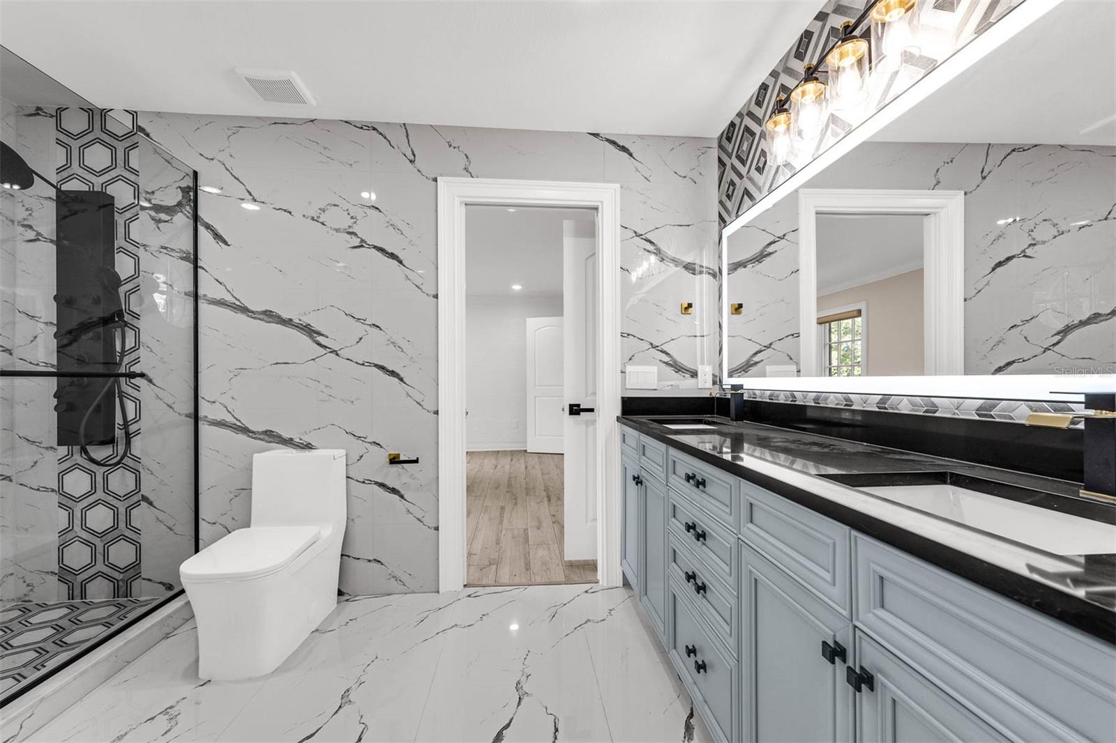 Image 52 of 90 For 1860 Via Contessa