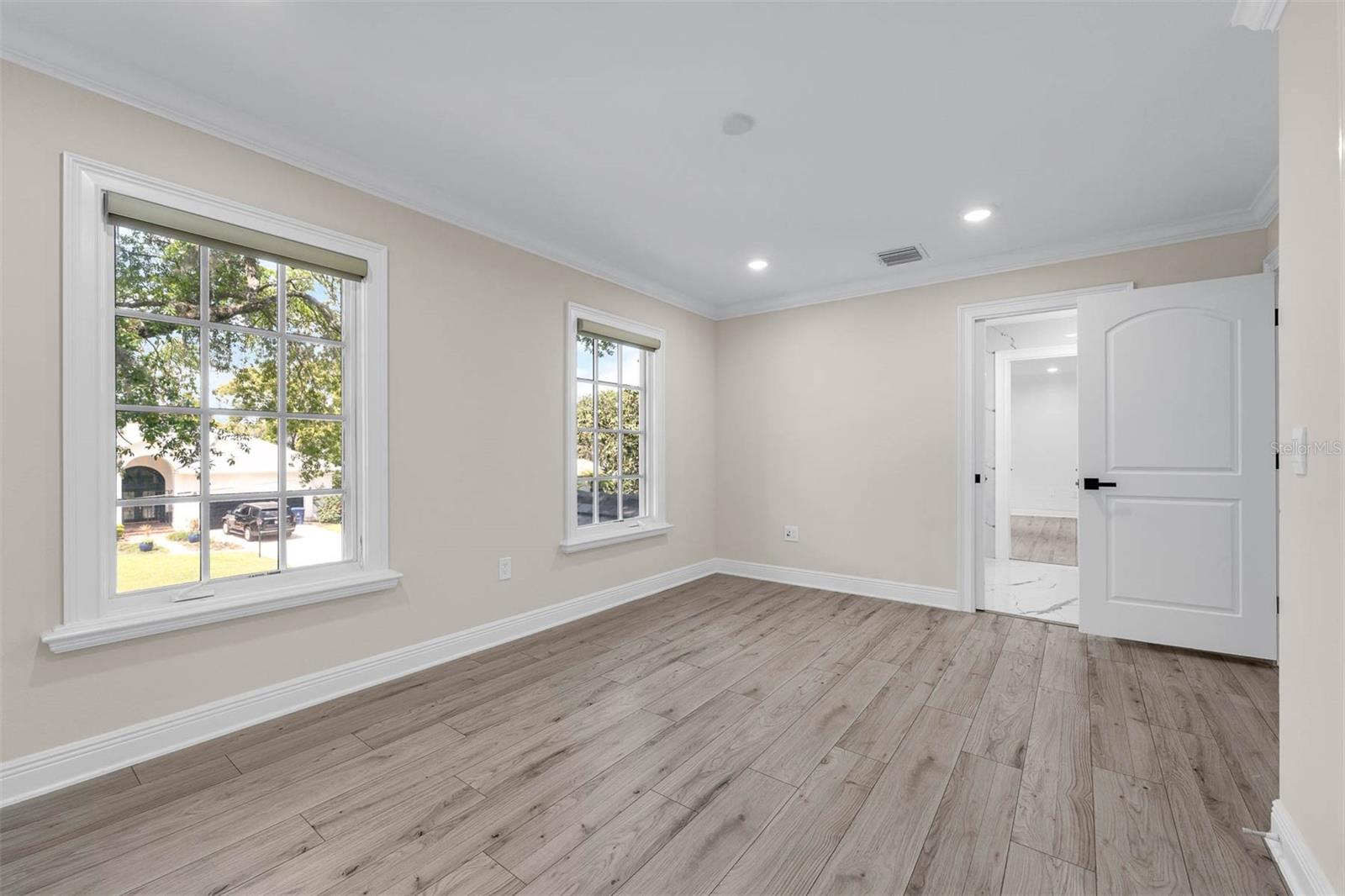 Image 57 of 90 For 1860 Via Contessa