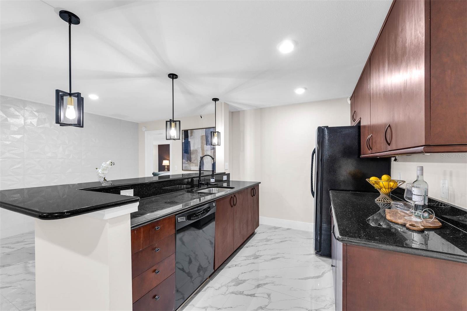 Image 67 of 90 For 1860 Via Contessa