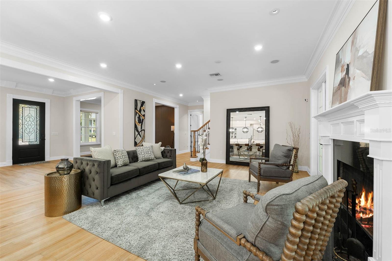 Image 7 of 90 For 1860 Via Contessa