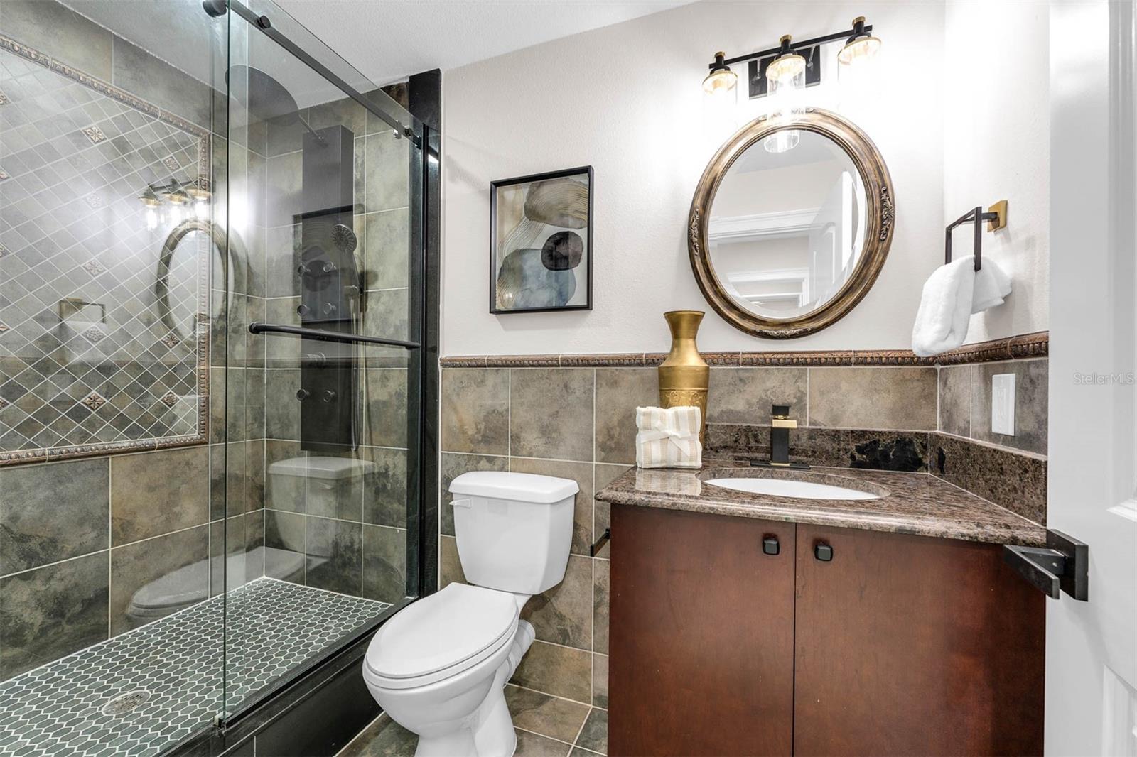 Image 74 of 90 For 1860 Via Contessa