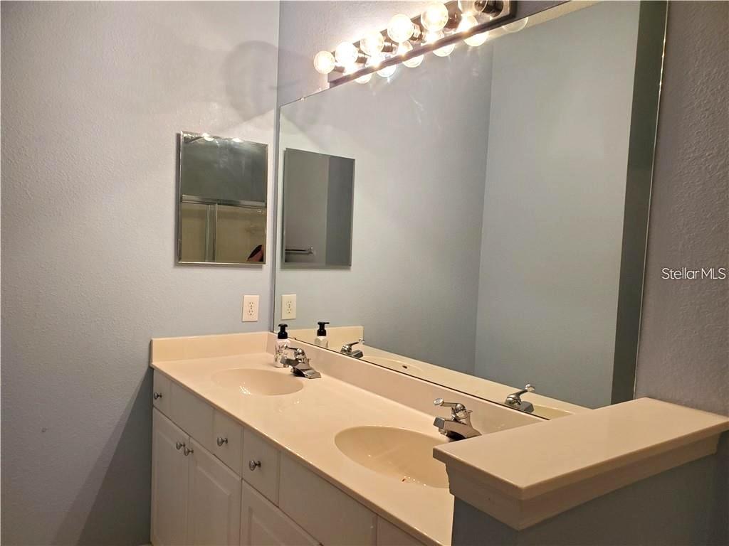 Image 17 of 37 For 1114 Arbor Lakes Circle 1114