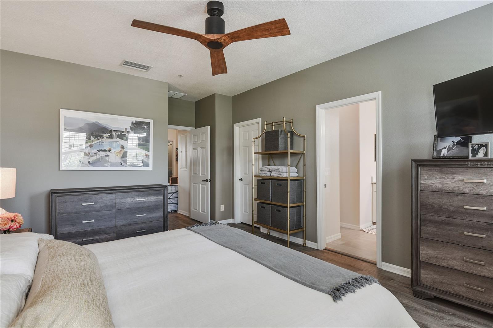 Image 19 of 38 For 3867 Ethan Lane