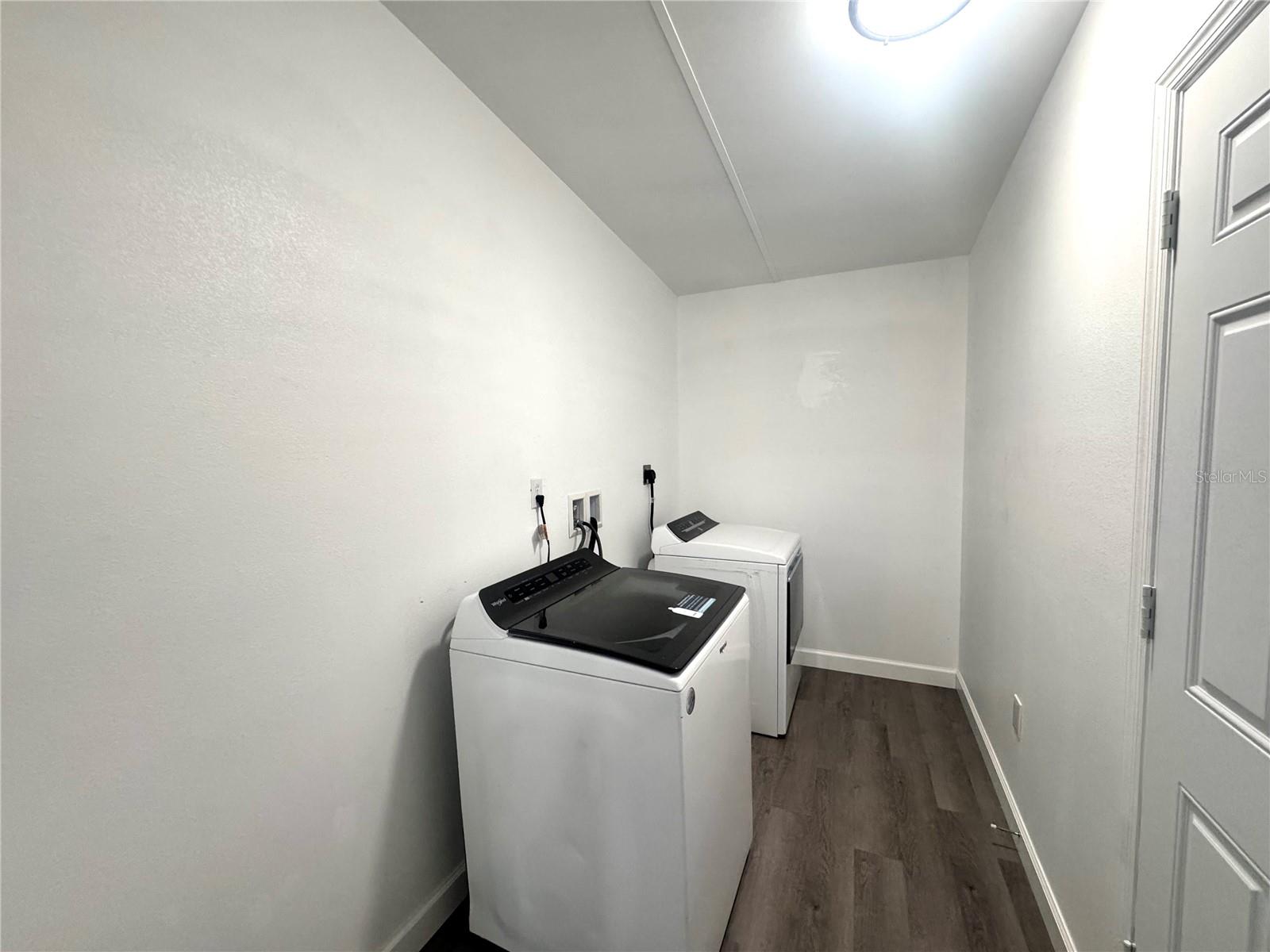 Image 21 of 25 For 1504 18th Street