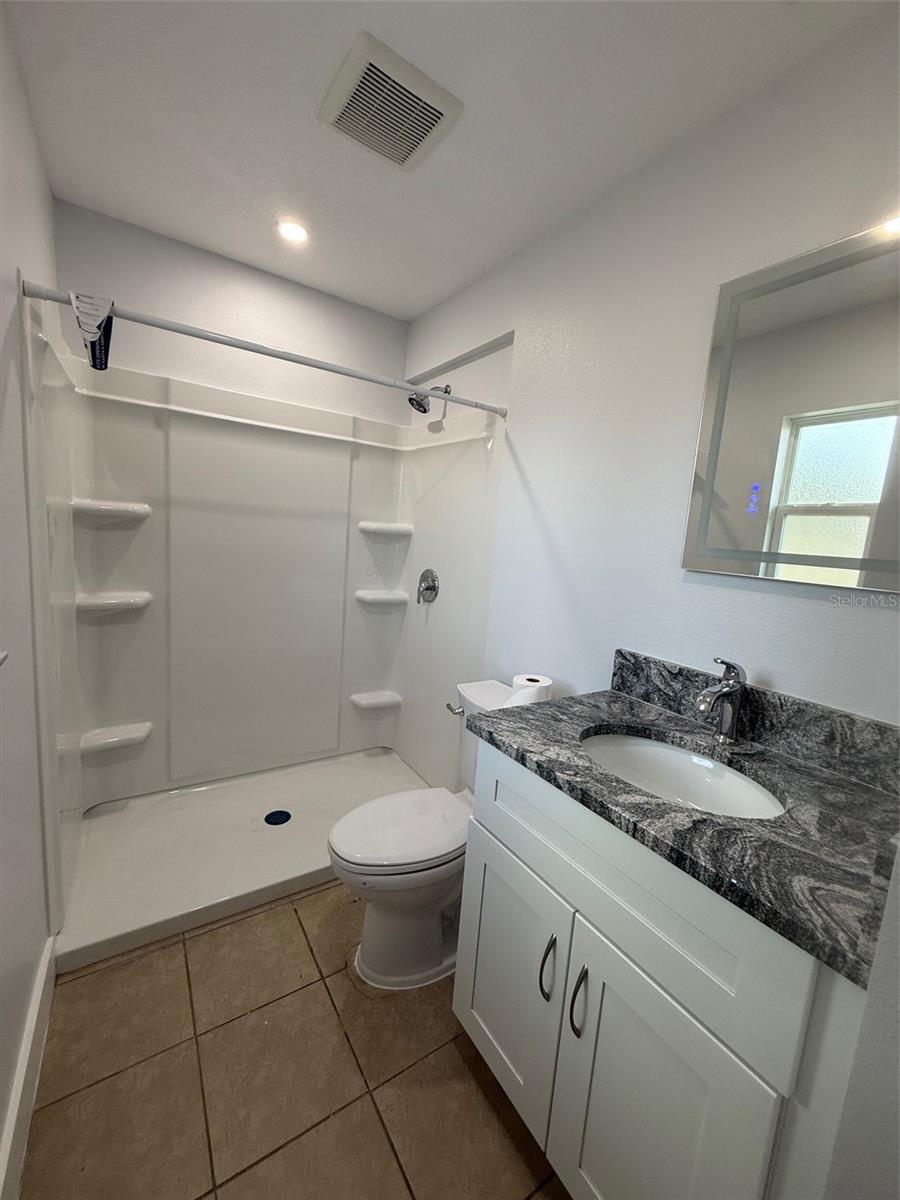 Image 6 of 9 For 229 Justin Way