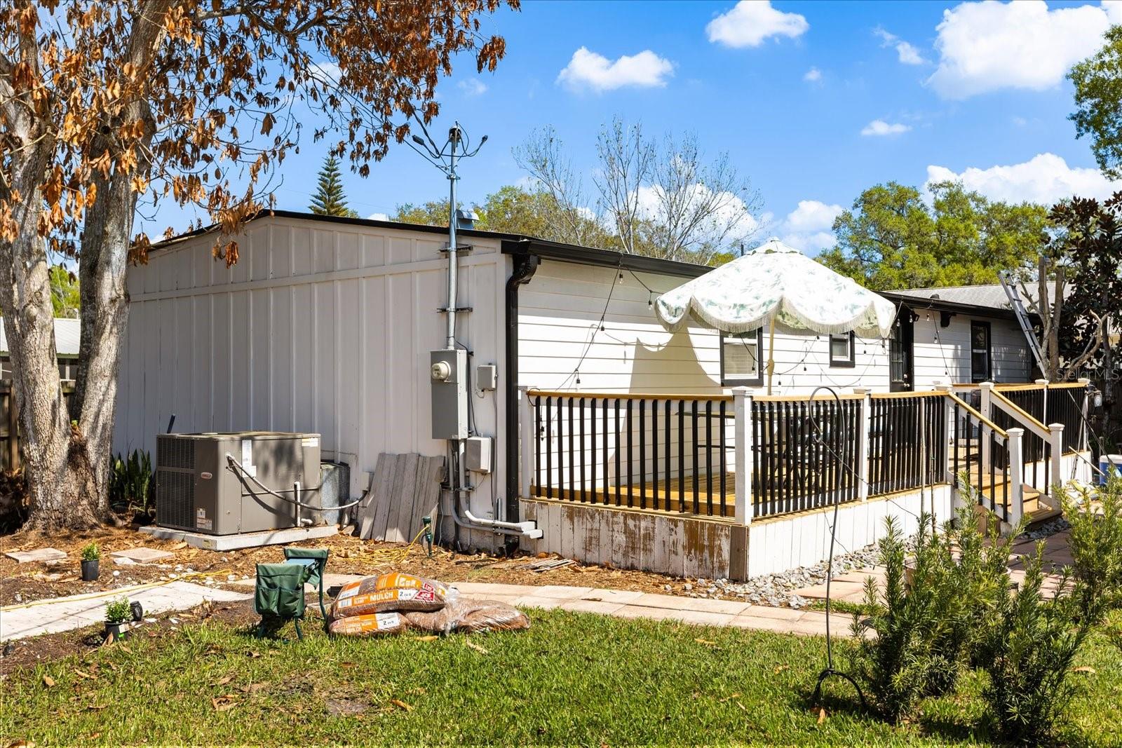 Image 19 of 32 For 604 Foster Avenue