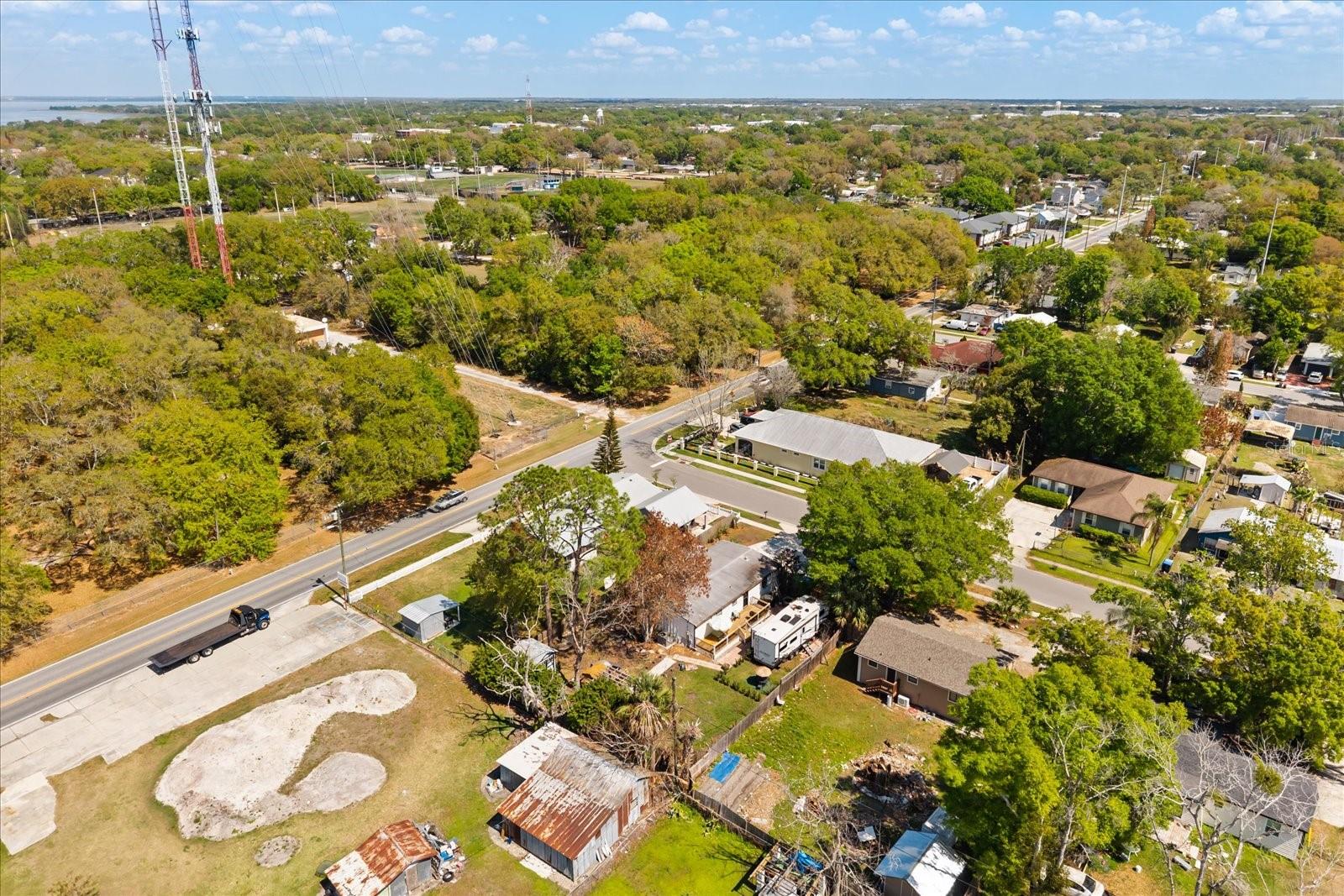 Image 27 of 32 For 604 Foster Avenue