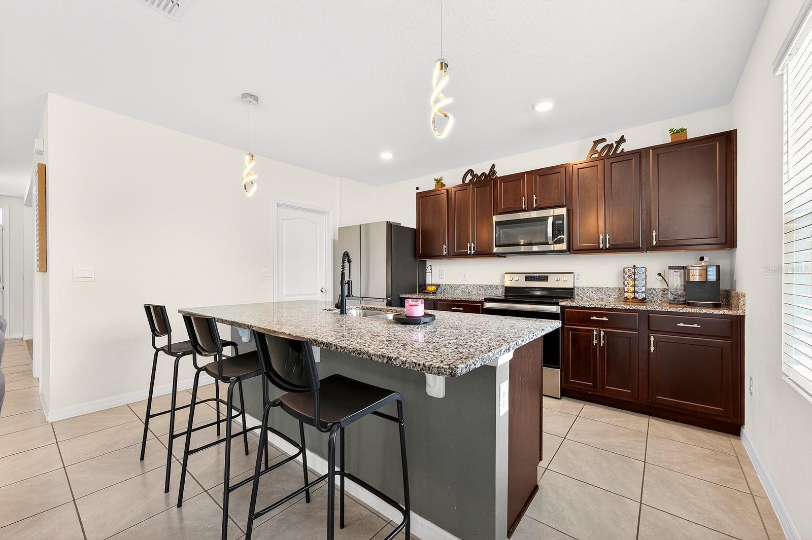 Image 3 of 30 For 3353 Eastgrove Terrace