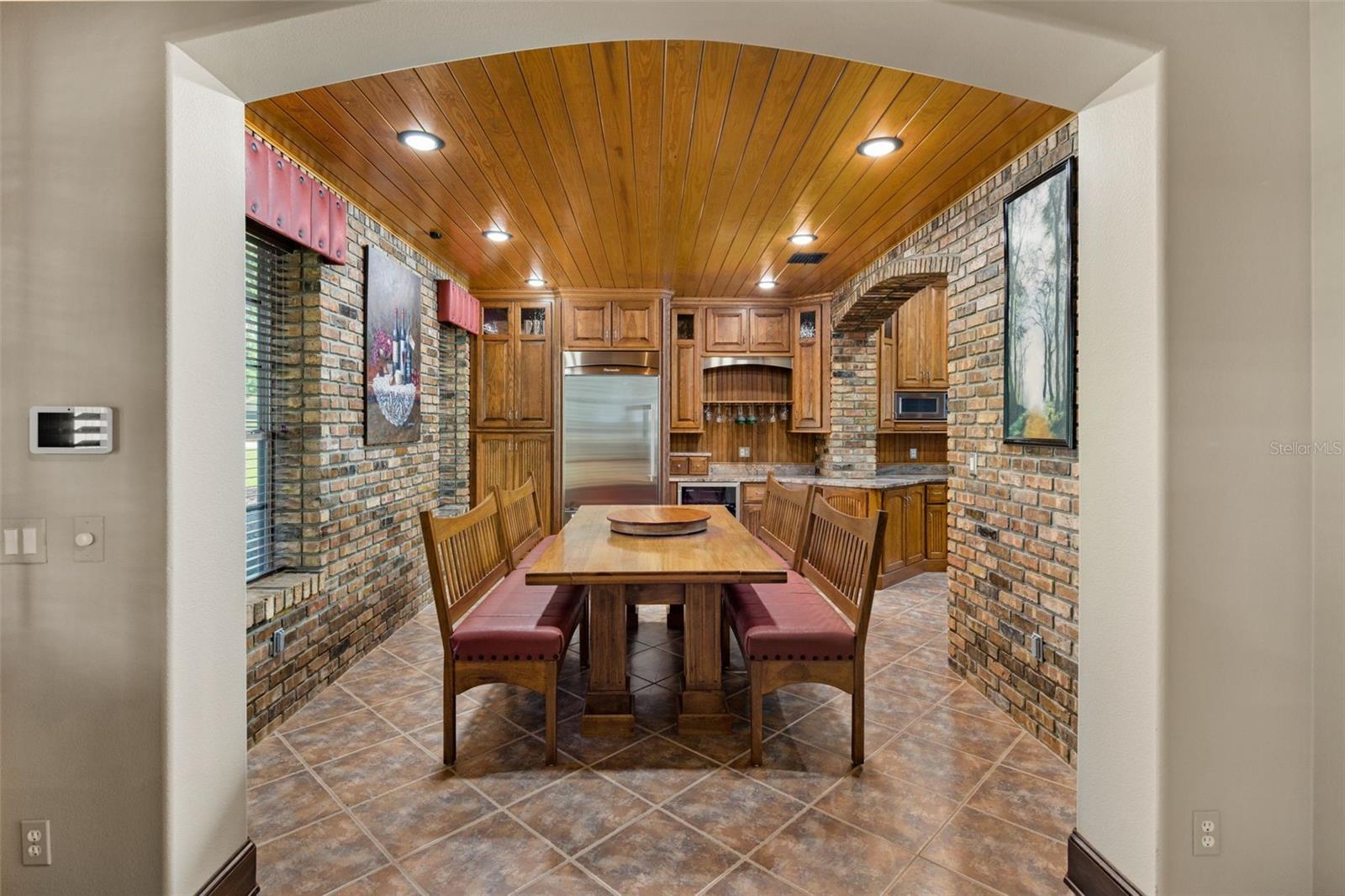 Image 25 of 58 For 9751 Quiet Lane