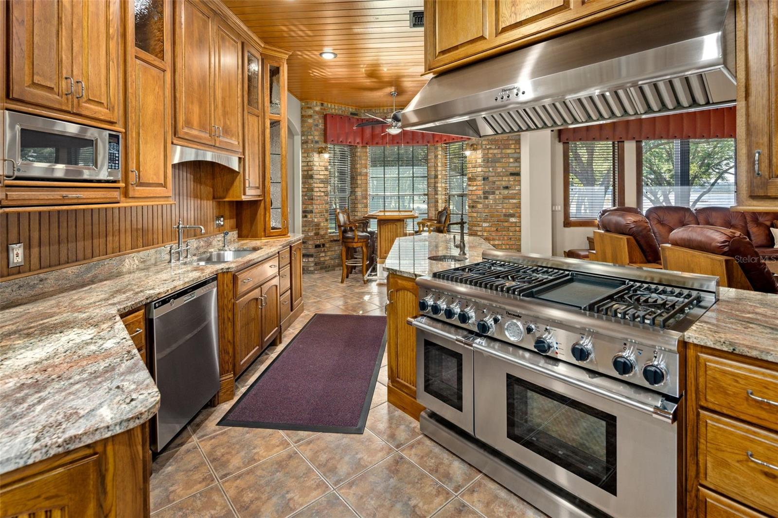 Image 29 of 58 For 9751 Quiet Lane