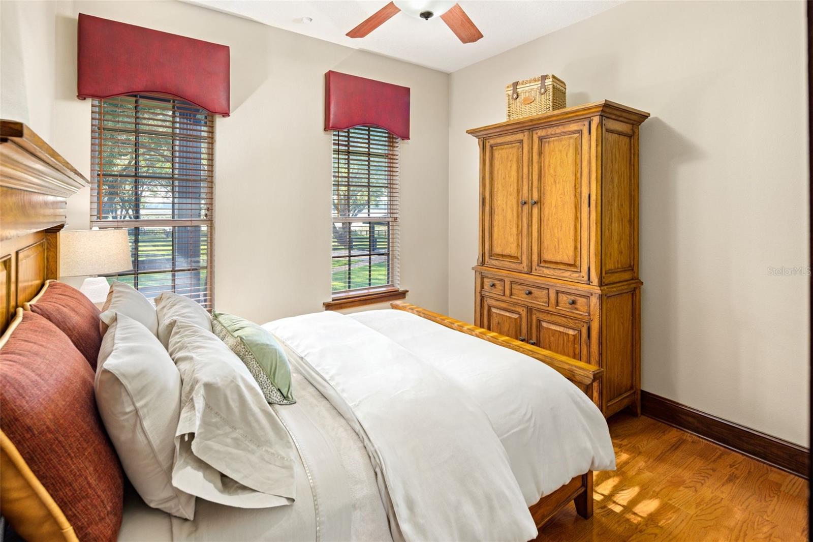 Image 35 of 58 For 9751 Quiet Lane